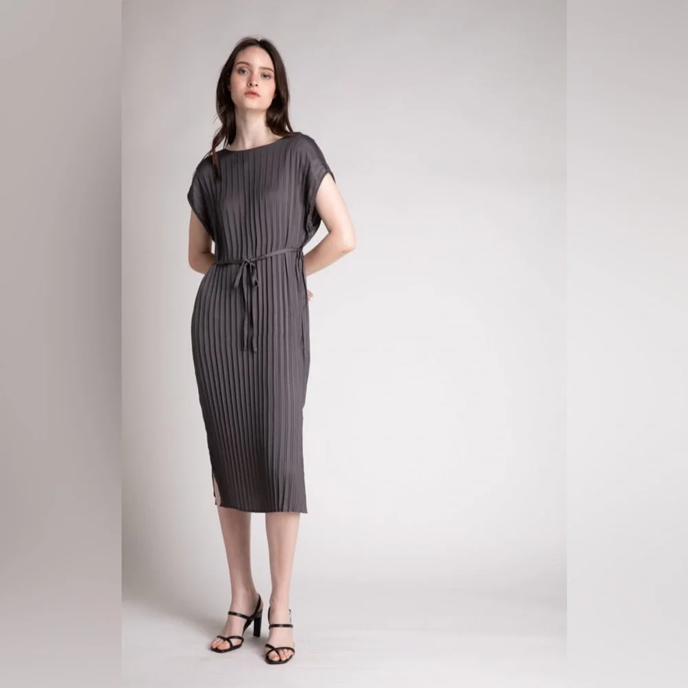 Grade & Gather Pleated Tie Dress - Picture 1 of 13